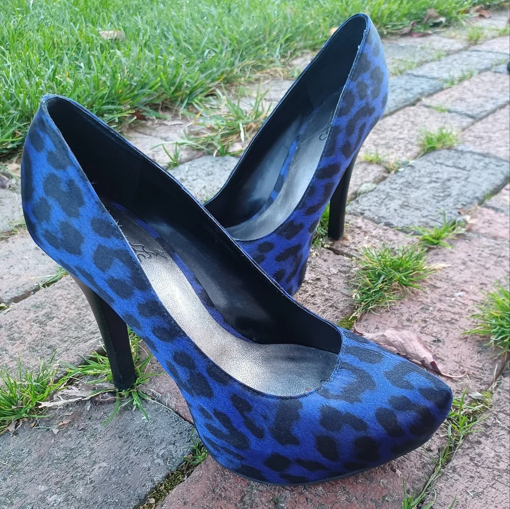 Vintage y2k Carlos Santana platform black blue platform cheetah pumps heels 6.5